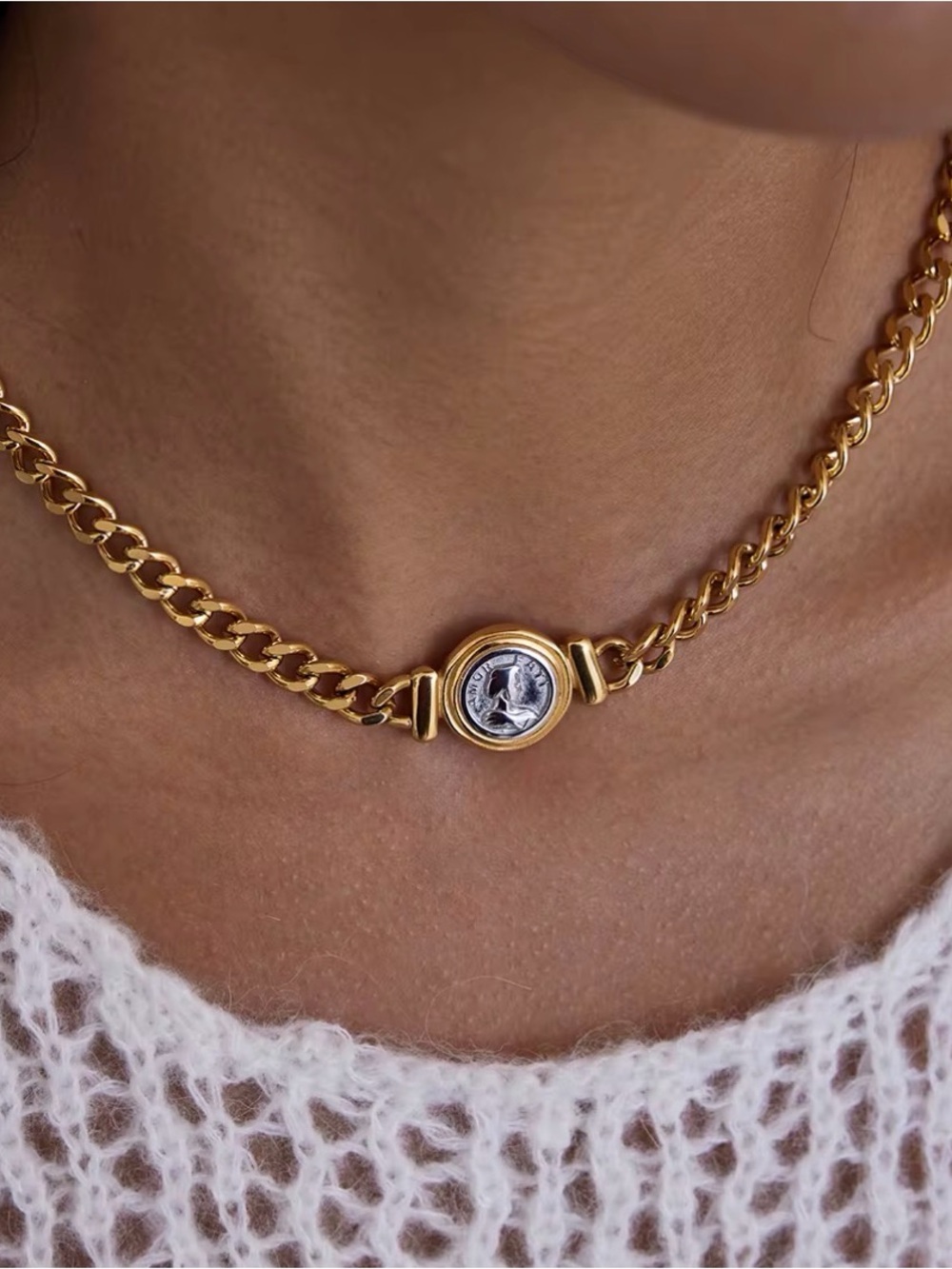 18K Gold Plated Coin Pendant Curb Chain Necklace Cuban Style - Picture 6 of 10